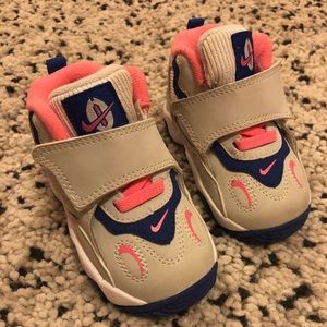 Nike Speed Turf Toddler Size 4C